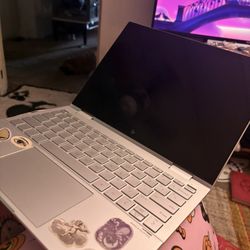 HP ENVY LAPTOP