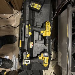 Dewalt 20v Max Drill And Impact Driver With Toolbox 