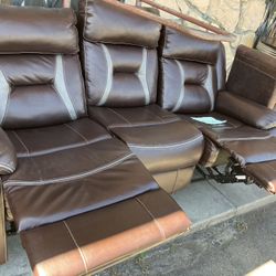 Brown Double Reclining Sofa 