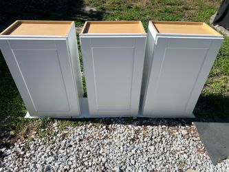 Cabinet 18 x 30 x 12