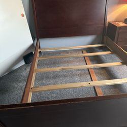 Cherry Wood Queen Sleigh Bed And 2 Nightstands!