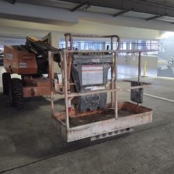 Boom Lift 34’ Articulated 