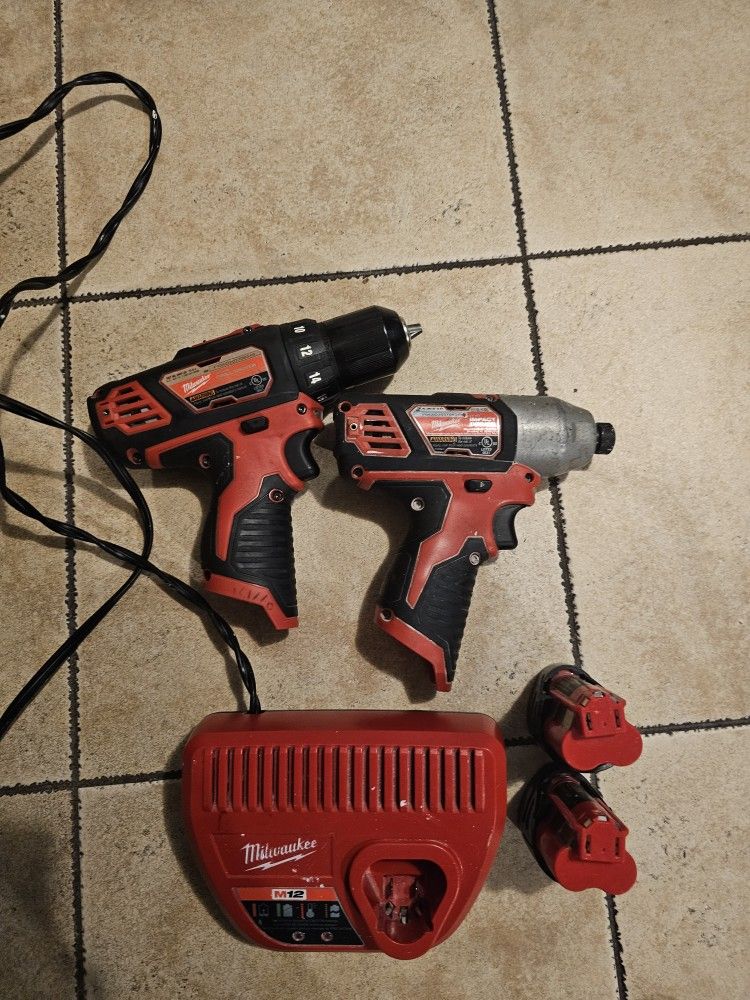 Miliuwaukee 3/8" Drill/driver, 1/4" Hex Impact Driver, M12 Battery Charger With 2 M12 Batteries
