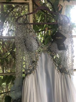 Gorgeous Evening Gown MSRP $1000