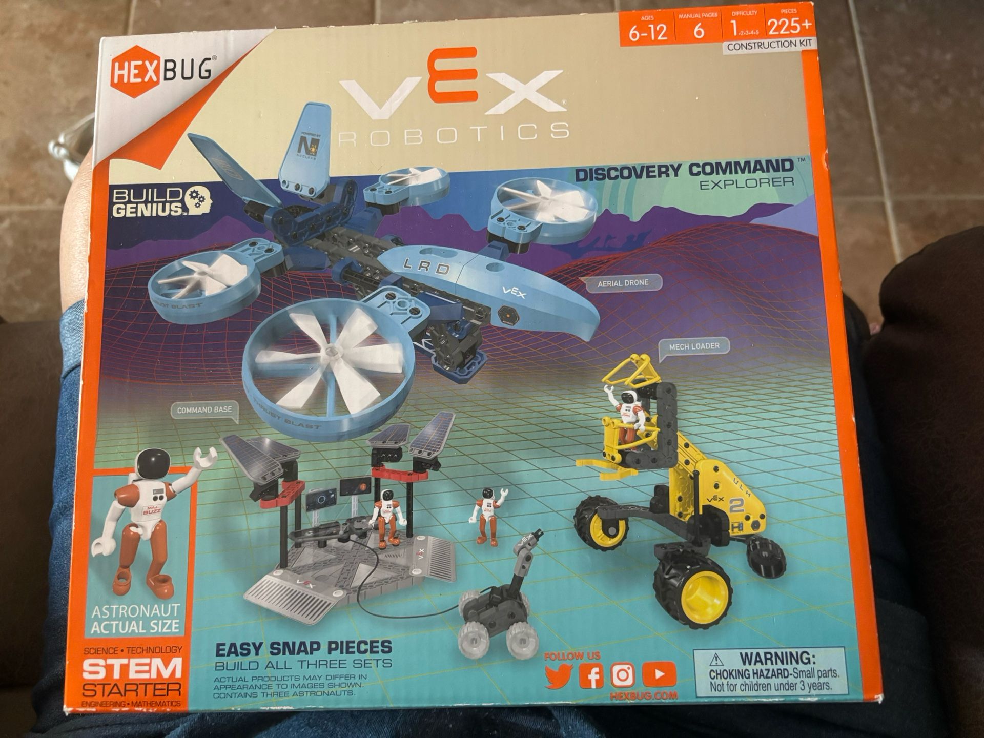 New Hexbug Robotic Discovery Command Explore Science STEM  Starter Set  $10