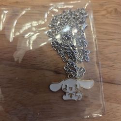 Cinnomenrol Necklaces 