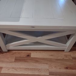 Farmhouse Coffee Table 