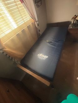Electric adjustable elderly bed