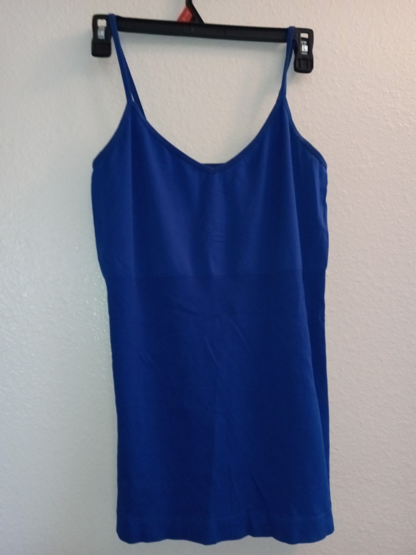 Extra stretch tank