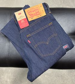 LEVI’S SHRINK TO FIT Pants