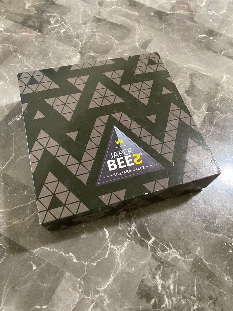 Japer Bees Billards Deluxe Balls