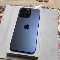 iPhone 15 Pro Max Unlocked 256GB