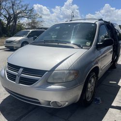 2006 Dodge Grand Caravan 