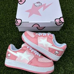 Bapesta Bape Hello kitty - Sizes 6w - 8.5w
