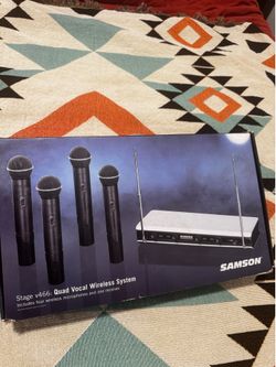 Samson Stage v466 Quad Wireless Vocal System - 4 Handheld Mics + Receiver, Complete