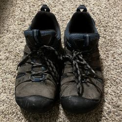 Keen Shoe