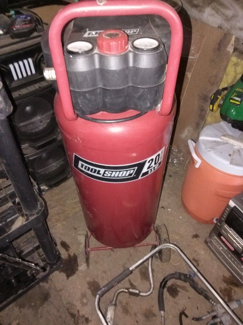Tool Shop 20 Gallon Air Compressor