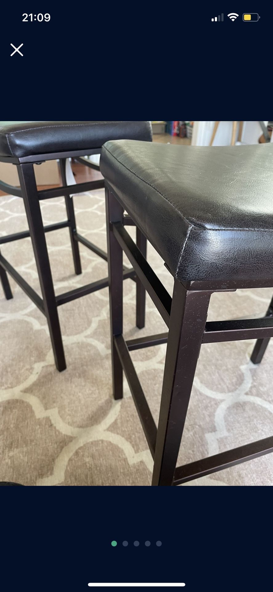 Brown Metal Bar Stools With Cushion, Breakfast Bar Stool
