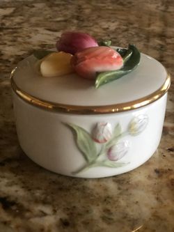 Porcelain Jewelry Box