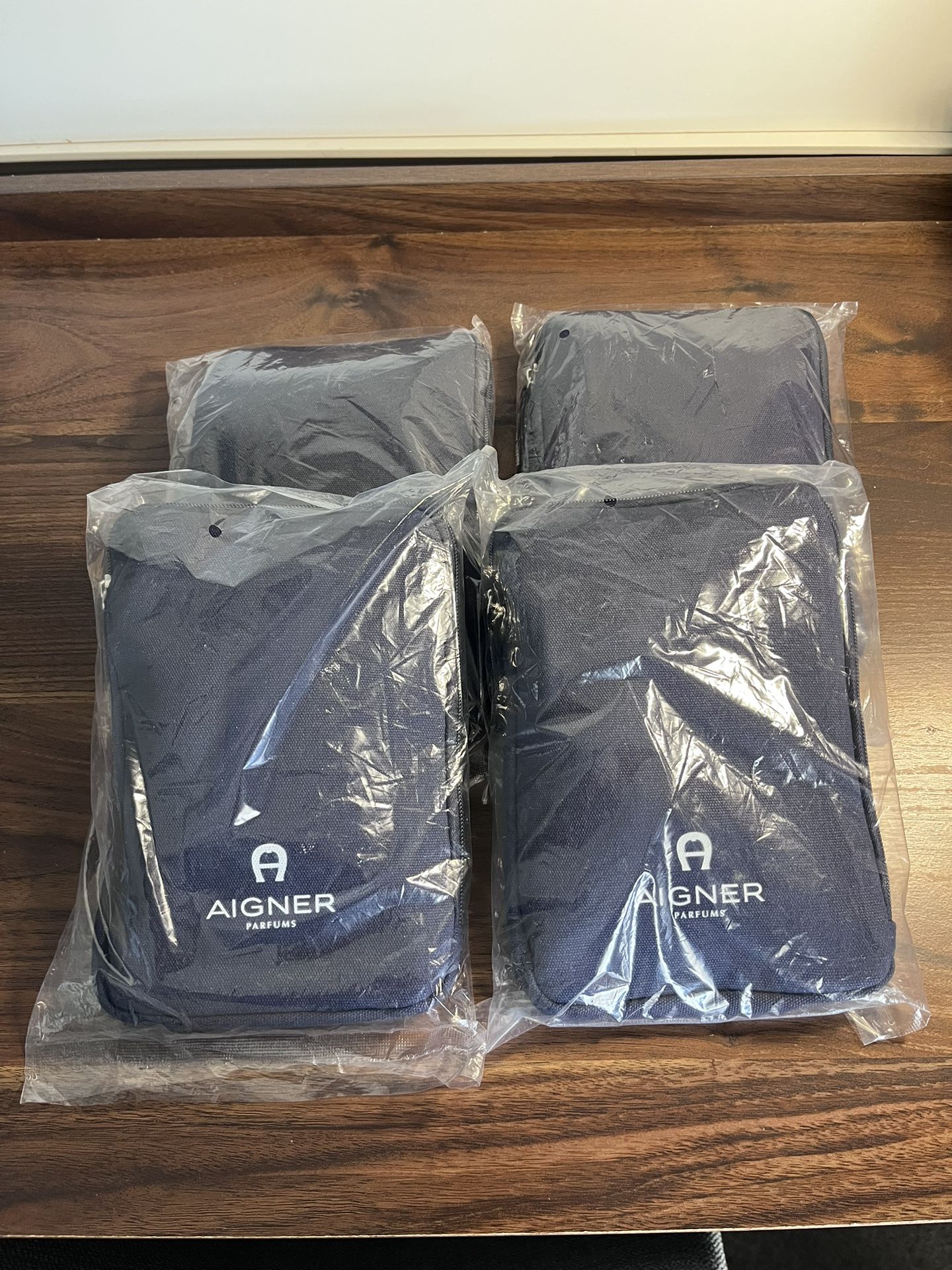 AIGNER x ASIANA AIRLINES EXCLUSIVE AMENITIES AND TOILETRIES- LOT OF 6