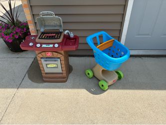 Step 2 grill or Shopping cart $10 each