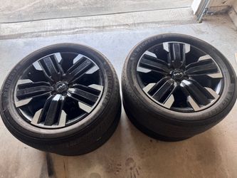 Kia 20-Inch Wheels with Michelin Primacy Tires