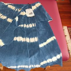 Leather  Blue And White Leather.unique StyleWomen's https://offerup.co/faYXKzQFnY?$deeplink_path=/Oredirect/