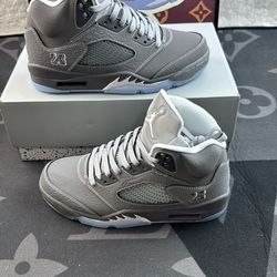 Jordan retro 5 wolf grey size 9.5