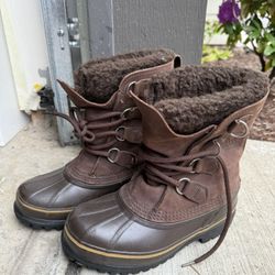 Sorel Women’s Boots (Size 6)