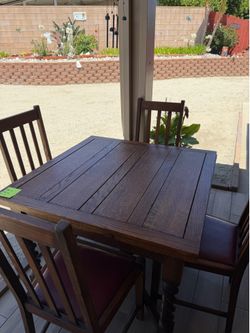 Beautiful Antique wooden Dining set 4 chairs 🪑.