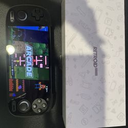 Retroid Pocket5 + 1tb (full loaded games)