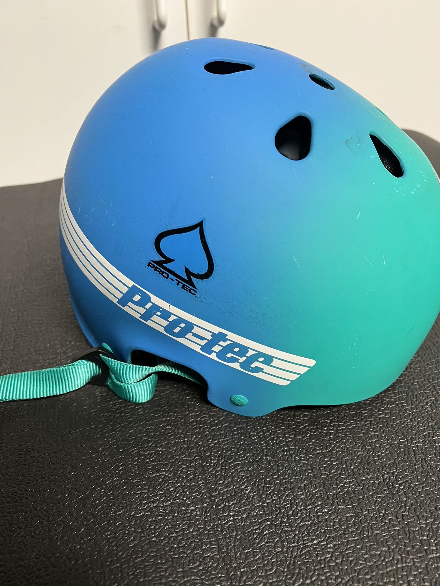 Skate/snowboard Helmet