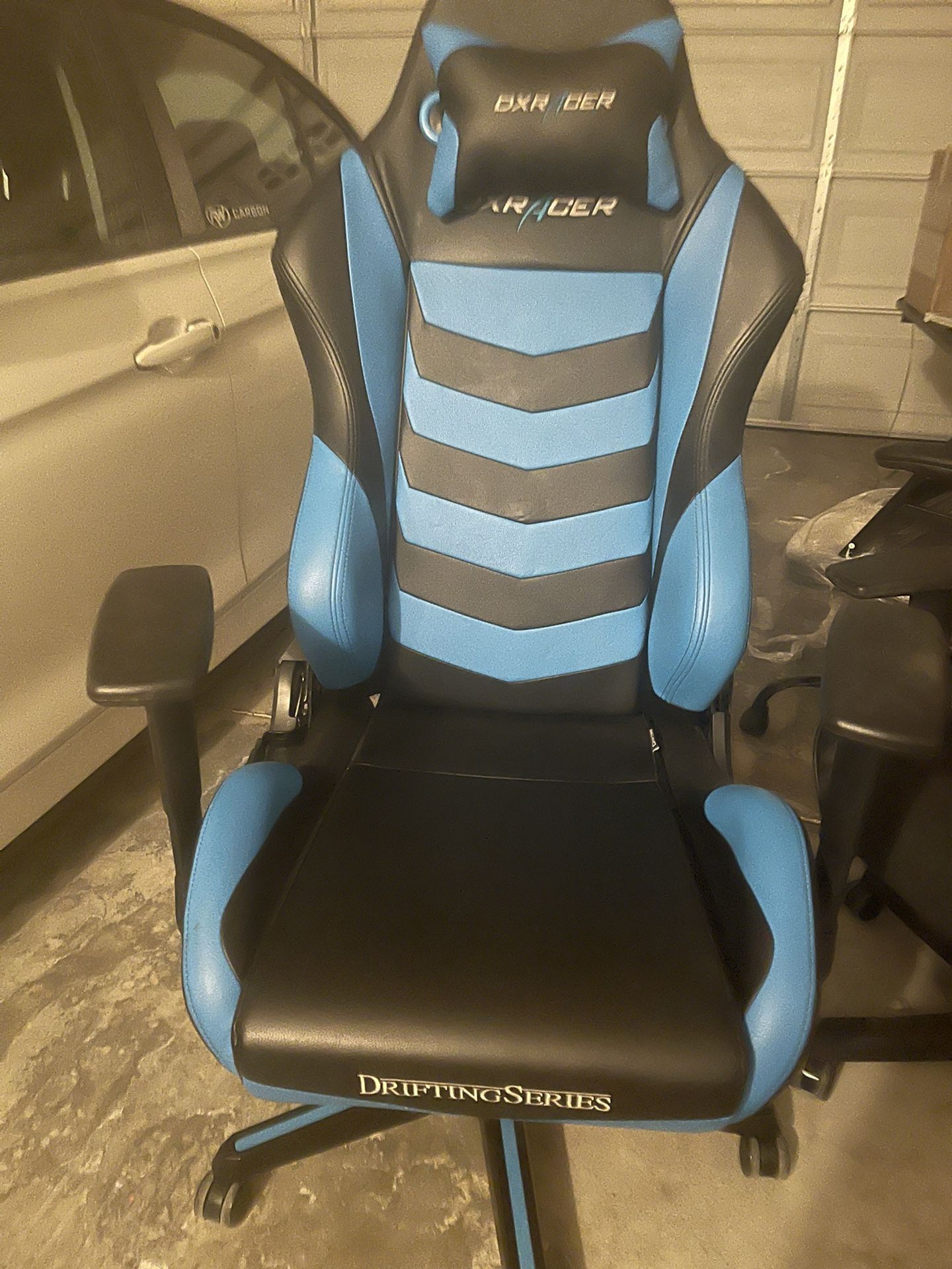 DxRacer Drifting Series Chair