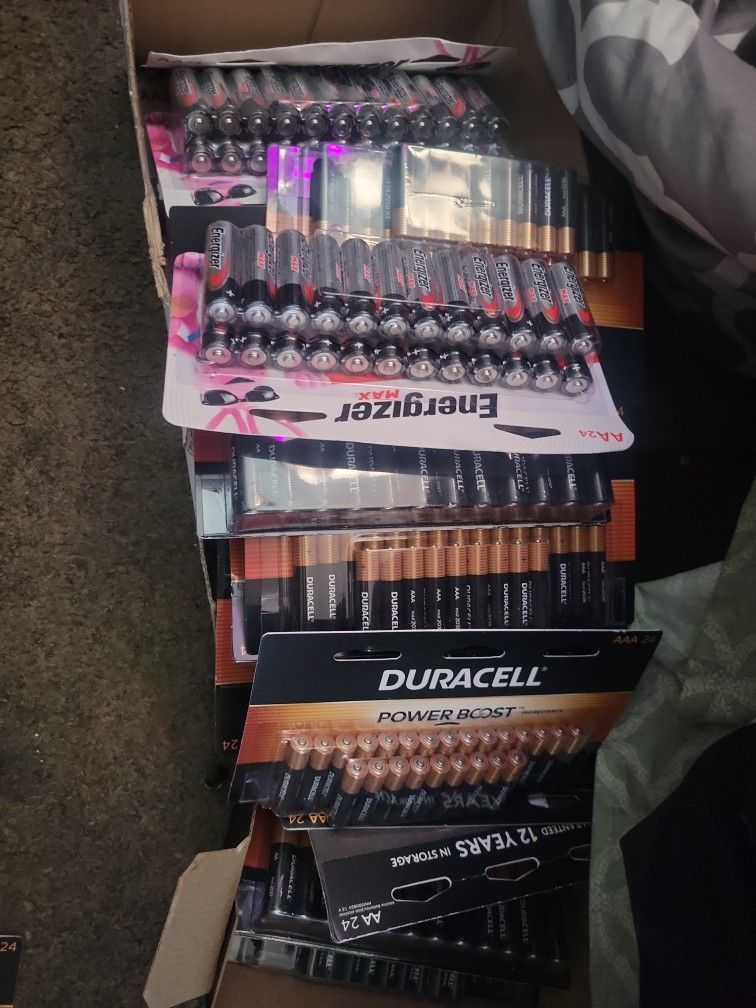 AA & AAA Duracell And Energizer Batteries