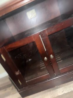 Tv dresser stand