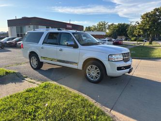 2011 Lincoln Navigator L