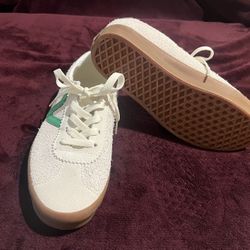 Ladies Shoes Vans 