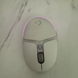 Logitech G705 Wireless Gaming Mouse