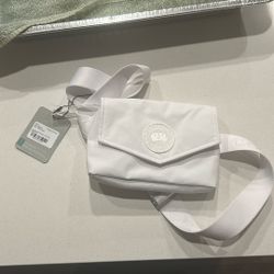 Canada Goose Belt Bag (white) 
