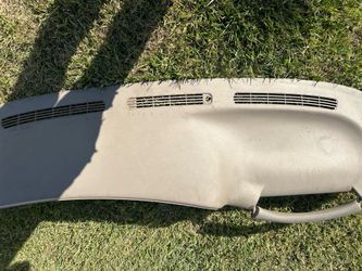 Tahoe /silverado dash pad  tan