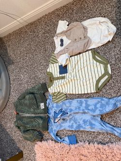 Boy clothes 9-12 months