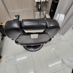 K.O. Professional Barber Chair