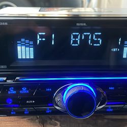 Sound Storm Labs DDML28B Car Receiver - Bluetooth / MP3 / USB, AM/FM Radio (No CD/DVD), Detachable Front Panel