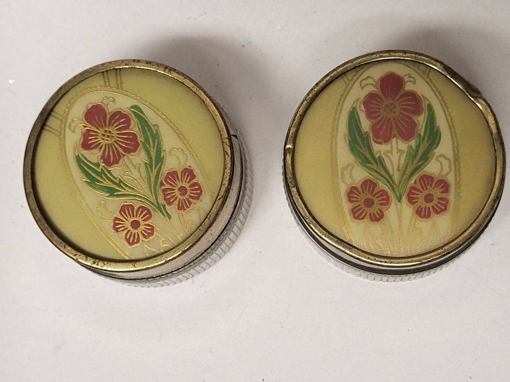 Vintage Dresser / Vanity Jars.