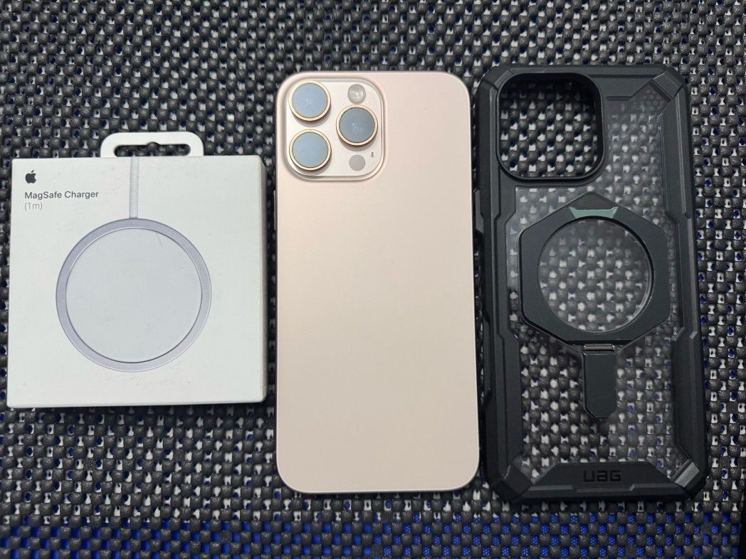 iPhone 16pro Max 256GB Unlocked(cash only/no trades)read description