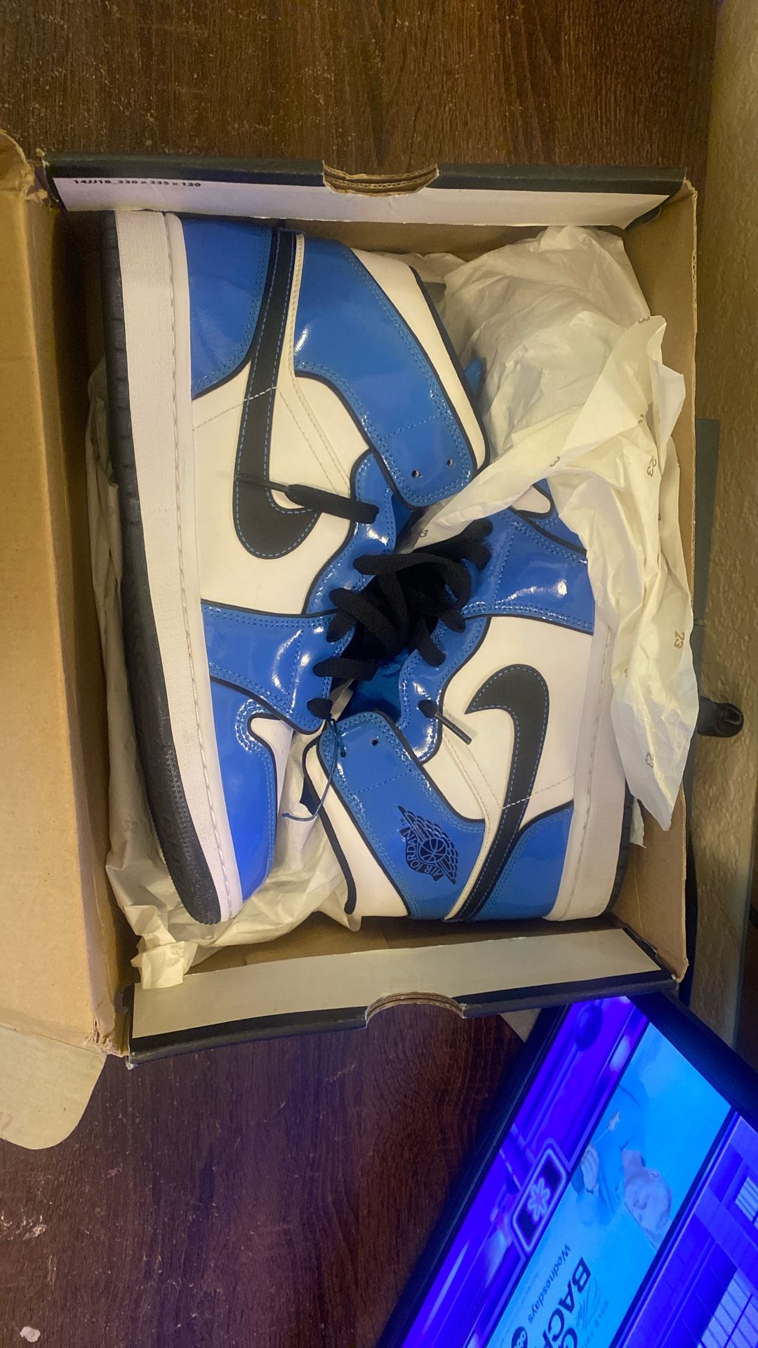 Air Jordan Blue White And Black