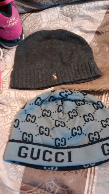 New gucci skully authentic.