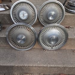 14" Oldsmobile Cutlass Hubcap Set