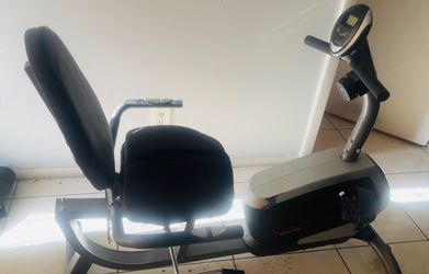 Like-New Step-Through Stationary Exercise Bike – Gentle & Supportive!