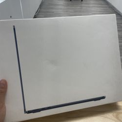 MacBook Air 13.6 Inch $50 Down Payment